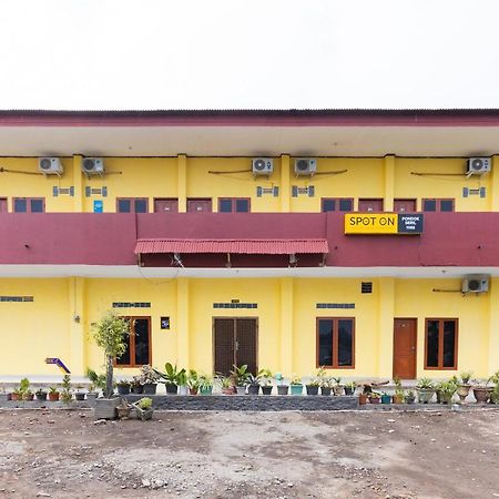 Spot On Oyo 1988 Pondok Seril Syariah Makasar Zewnętrze zdjęcie